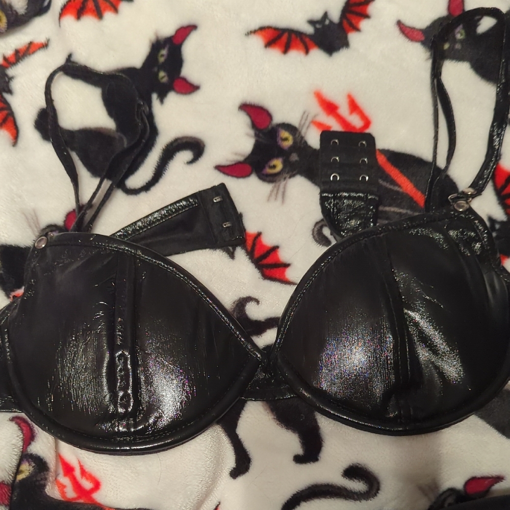 Lip Service Bra
